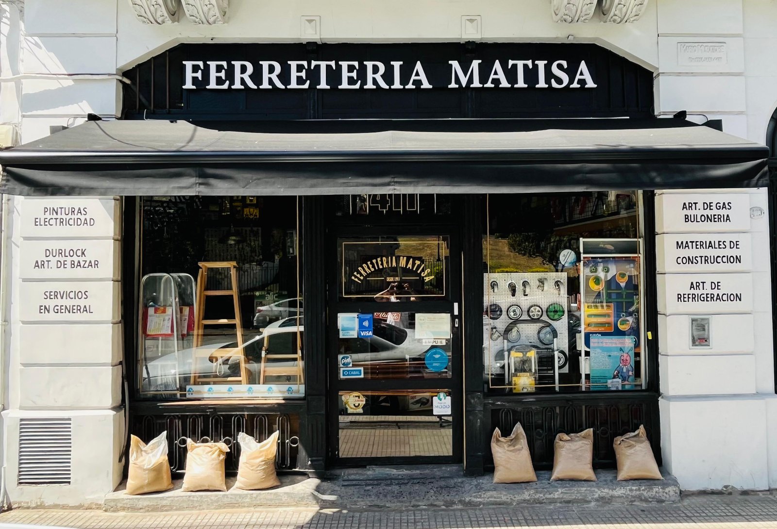 Frente Ferretería Matisa